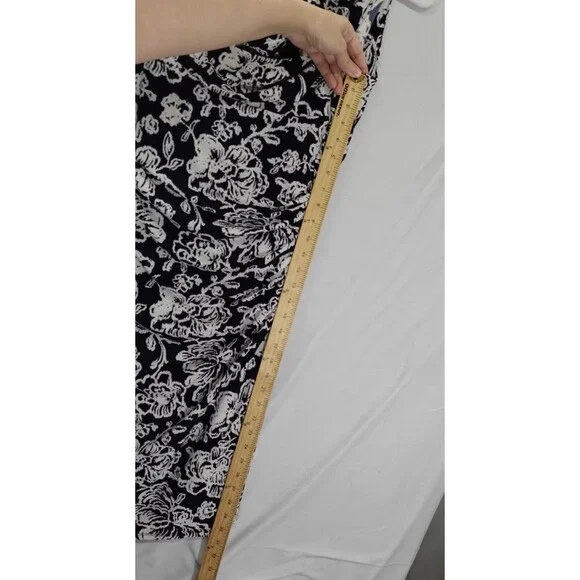 Lauren Ralph Lauren Dress Women’s Size 10 Ruched Navy White Floral Formal Spring - Picture 14 of 16